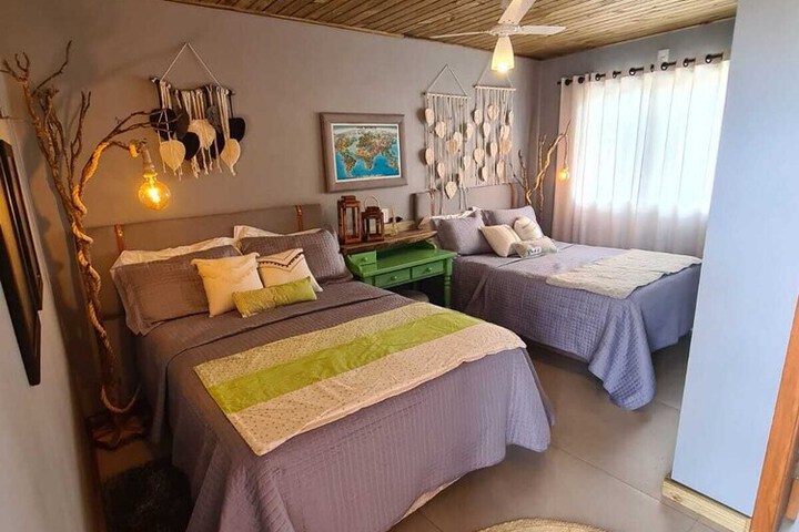 Room 6 of 38