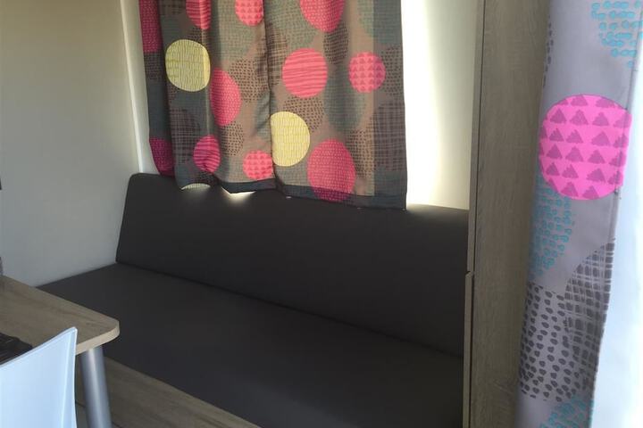 Room 14 of 25