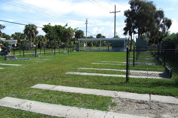 Property Grounds 33 of 38