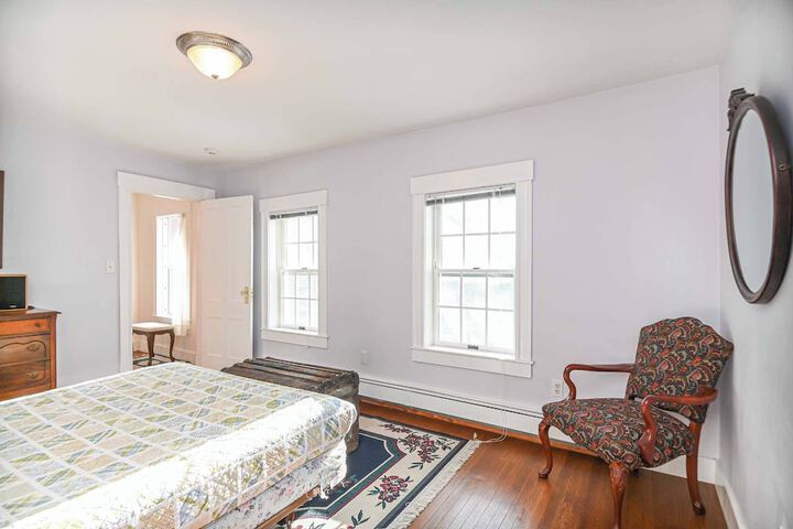Room 6 of 38