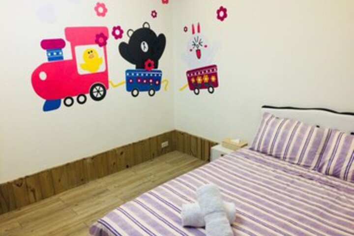Room 2 of 57