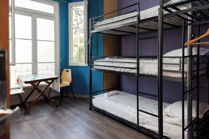 Room 12 of 51