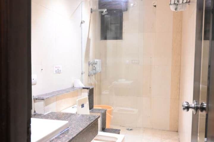 Room 40 of 52
