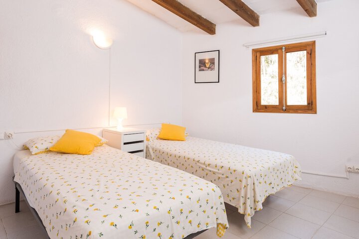 Room 20 of 32