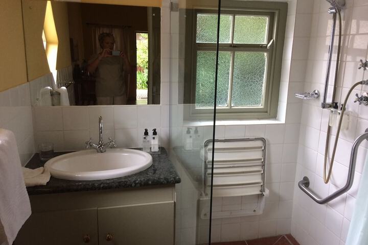 Room 2 of 52