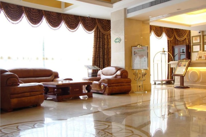 Hotel Interior 6 of 20