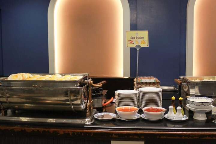 Dining 63 of 91