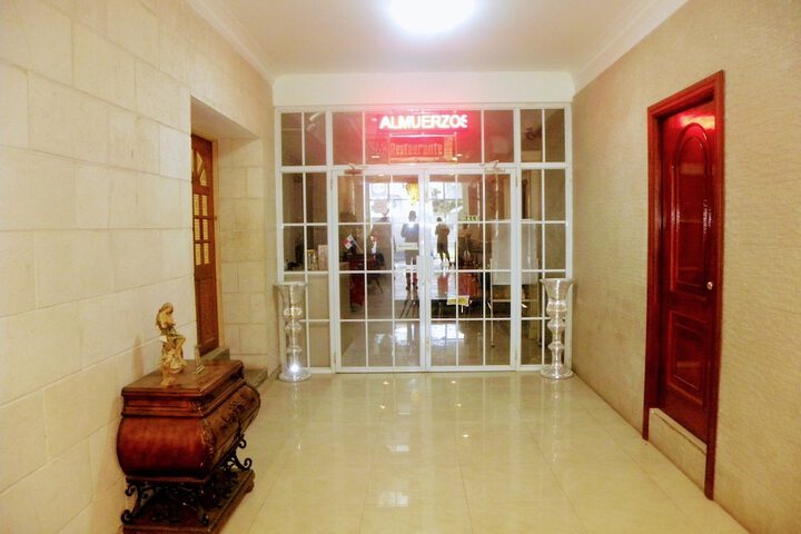 Hotel 2 of 30