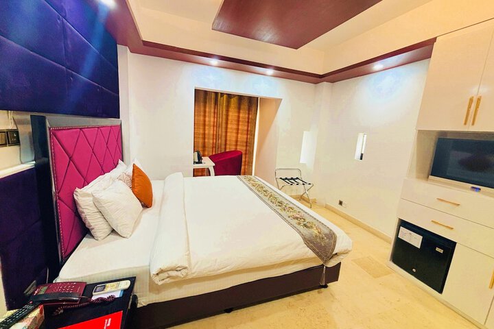 The Elite Residence Dhaka.