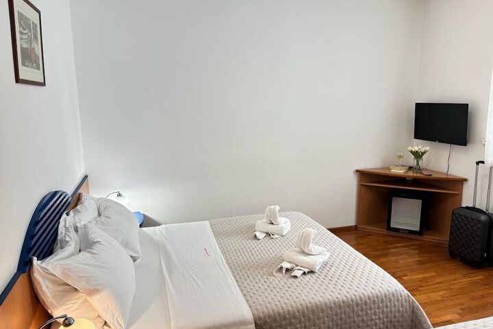 Room 40 of 86