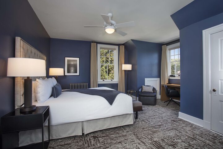 Room 47 of 140