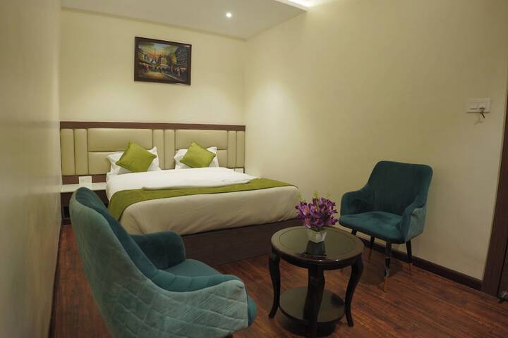 Room 15 of 29