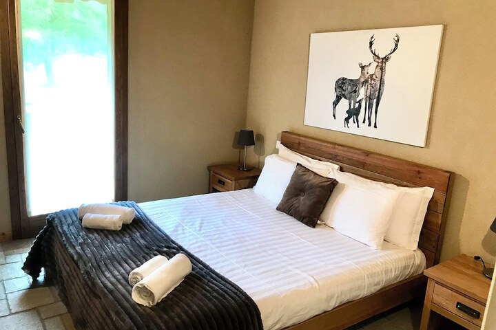 Room 12 of 38