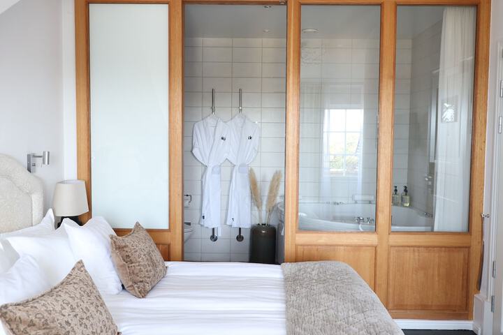 Room 21 of 70