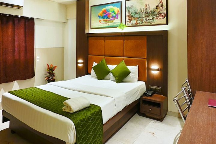 Room 5 of 41