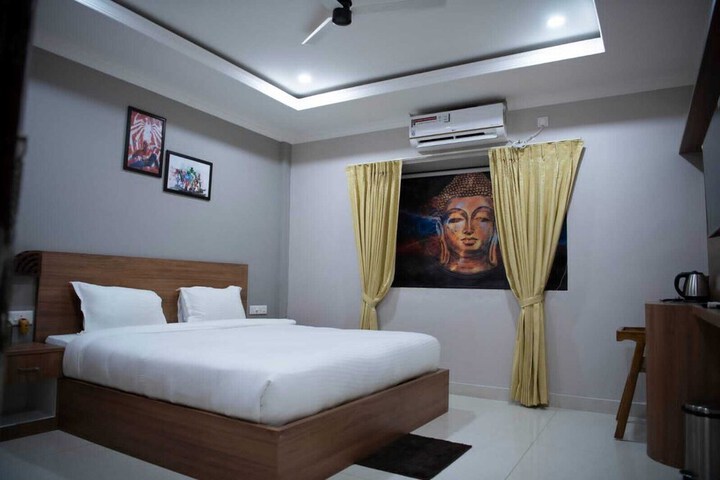 Room 14 of 39
