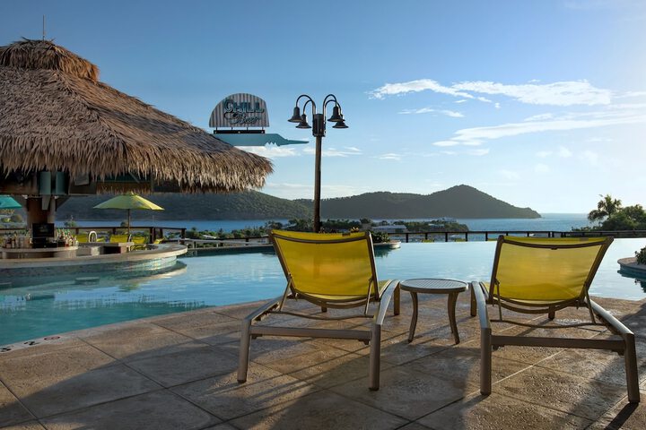 Pool Hotel