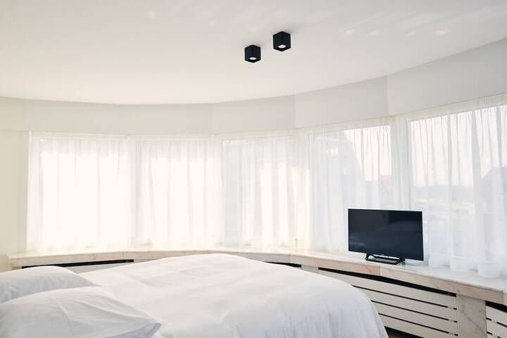 Room 7 of 45