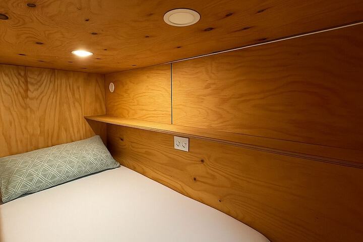 Exterior of Cubik Rooms