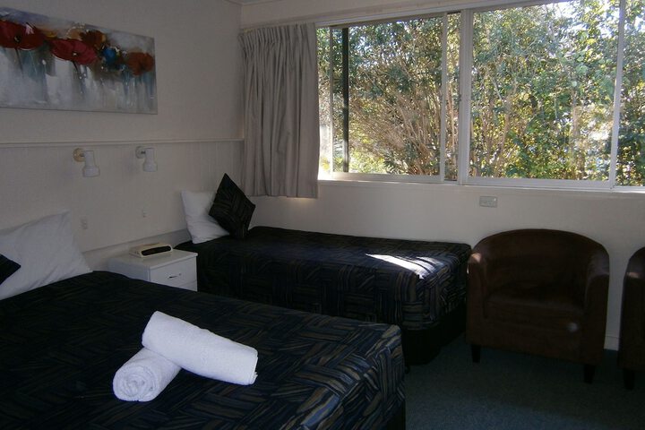 Room 2 of 21