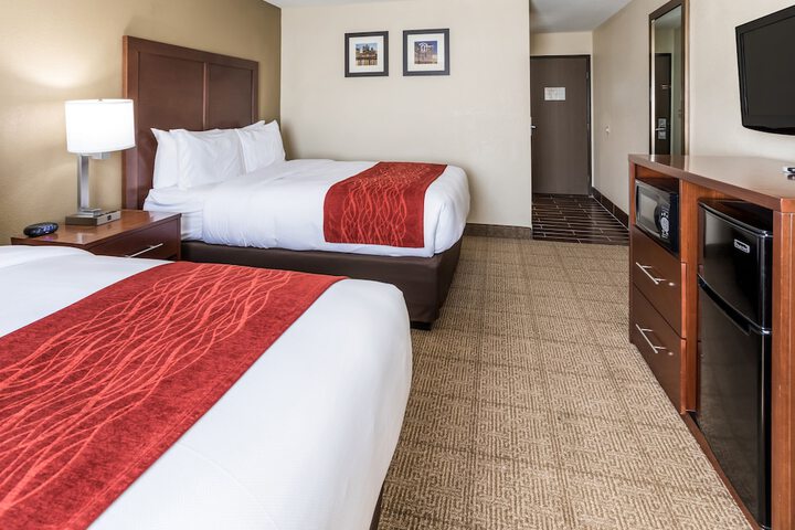 2 Queen Beds (4 of 8)