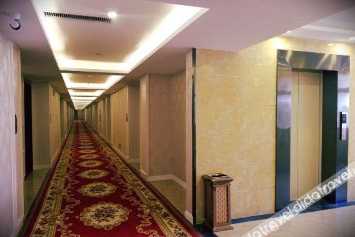 Hotel Interior 9 of 15