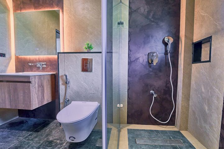 Room 54 of 100