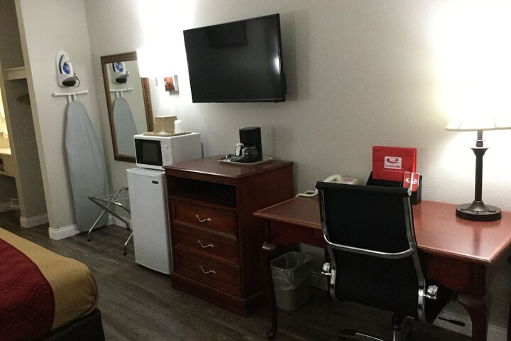 Room amenity