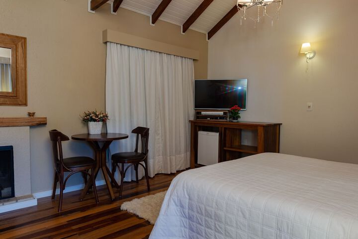 Room 15 of 238