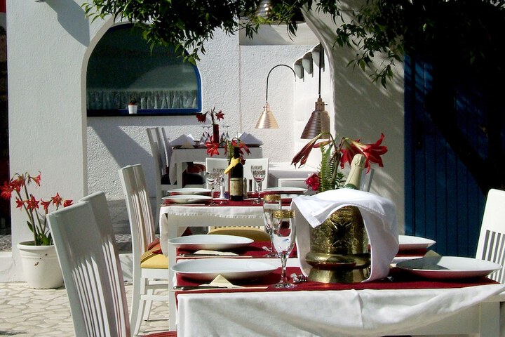 Dining 115 of 144