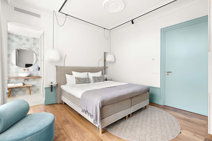 Room 15 of 71