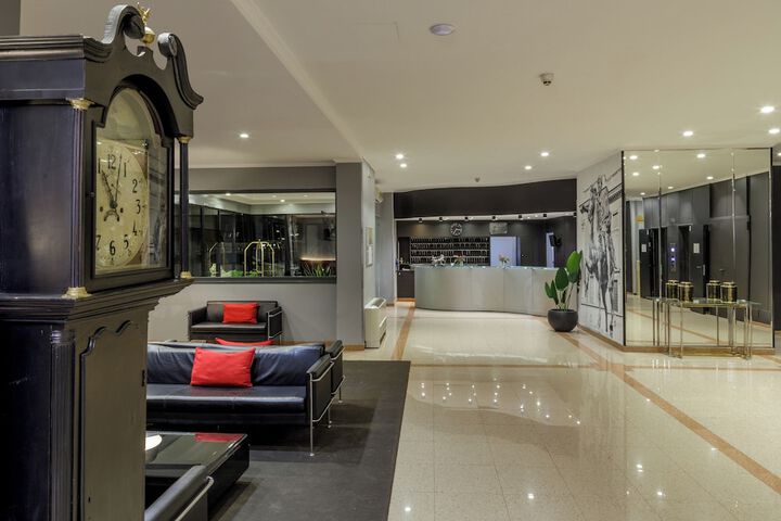 Guest Lobby