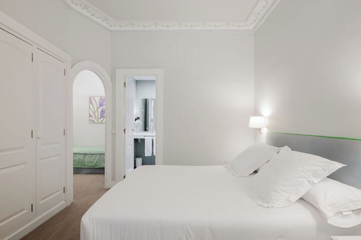 Room 3 of 58