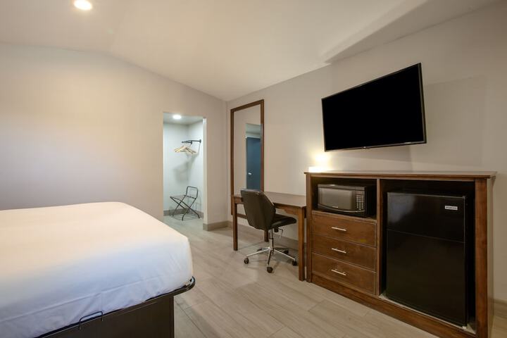 Room 36 of 85