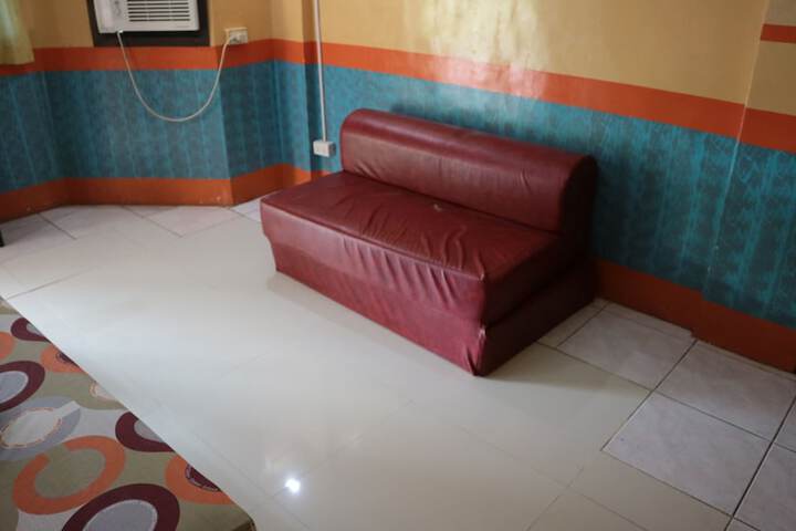 Room 20 of 39