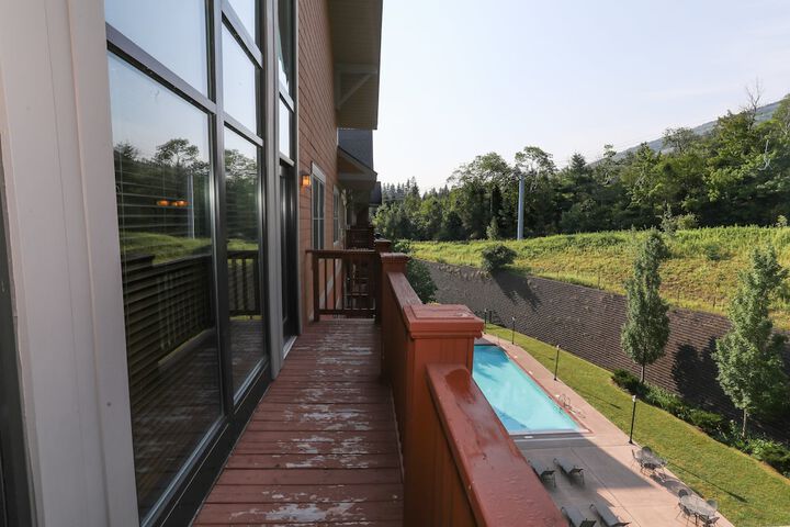 Terrace/Patio 119 of 126