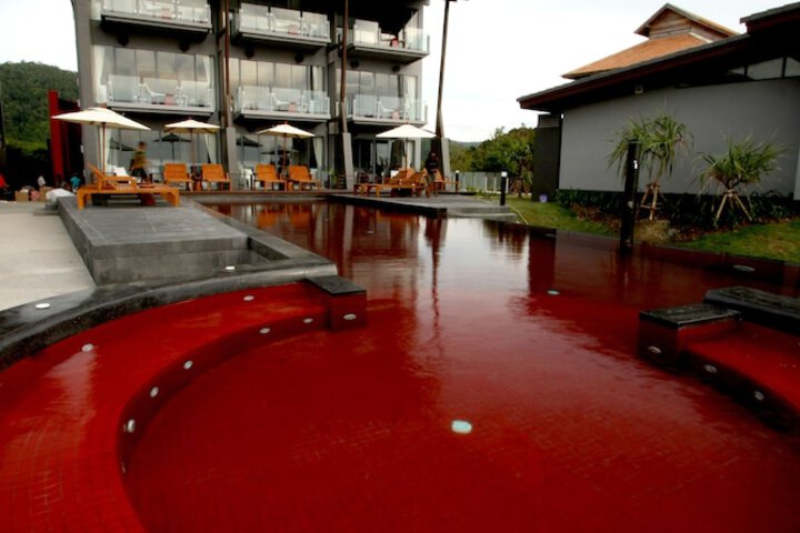 Pool 99 of 199