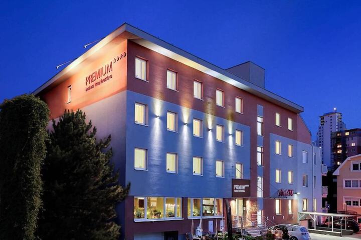 Hotel 45 of 46