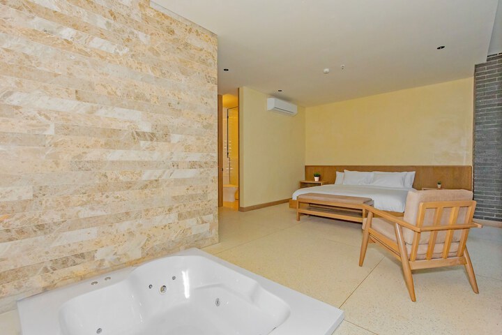 Room 25 of 45