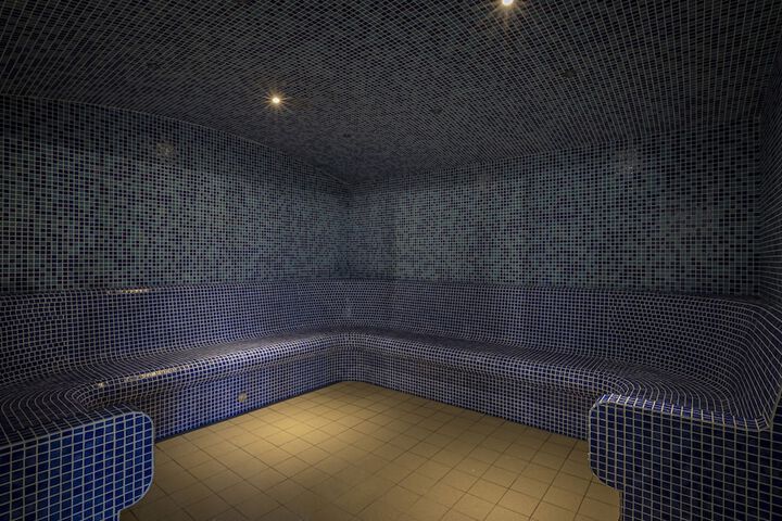 Steam room