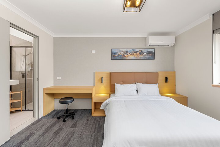 Room 15 of 47