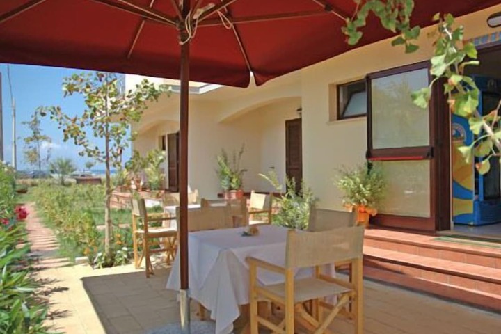 Terrace/Patio 21 of 23