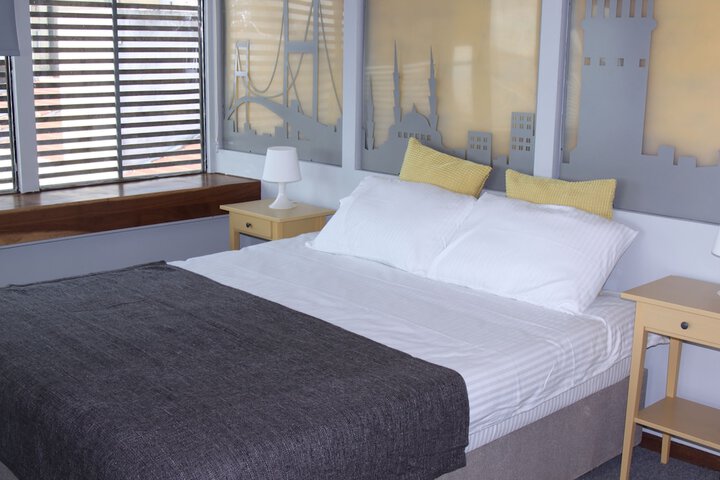 Room 5 of 40