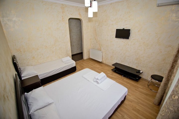 Room 20 of 93