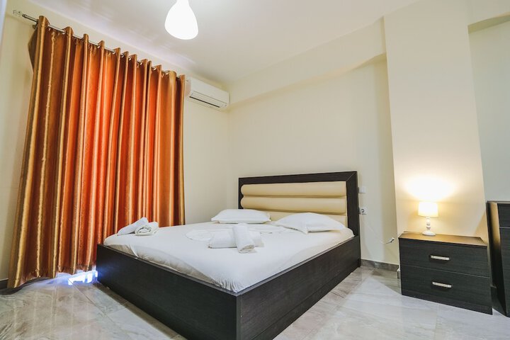 Room 30 of 84