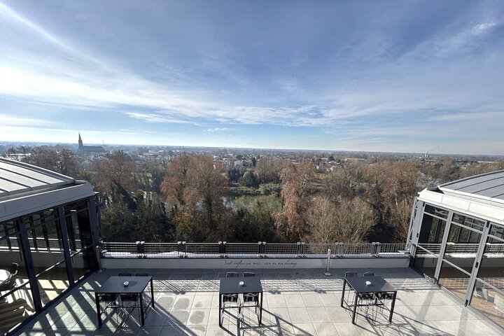 Terrace/Patio 17 of 40