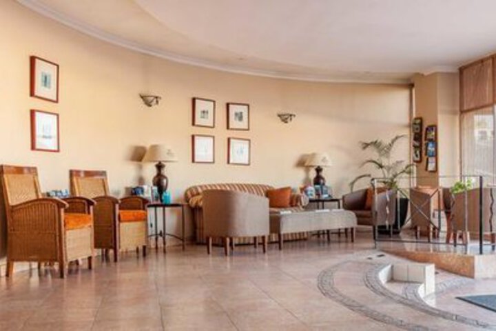 Leisure Bay Luxury Suites