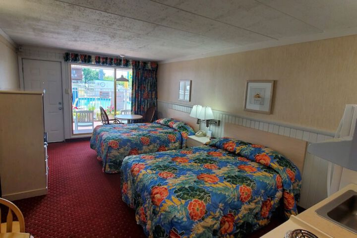 Room 5 of 22