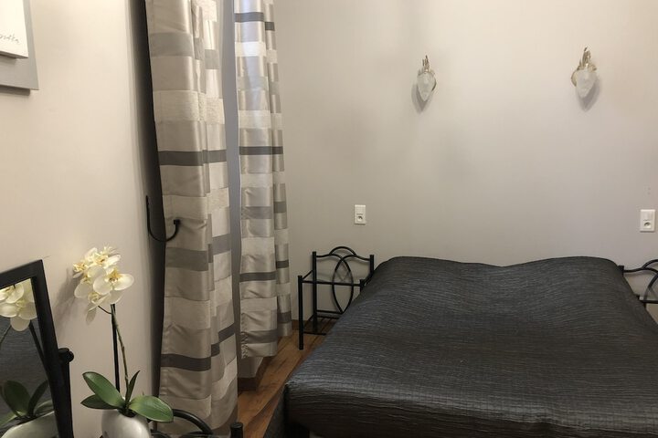 Room 9 of 67