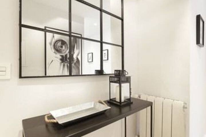 Room 8 of 14